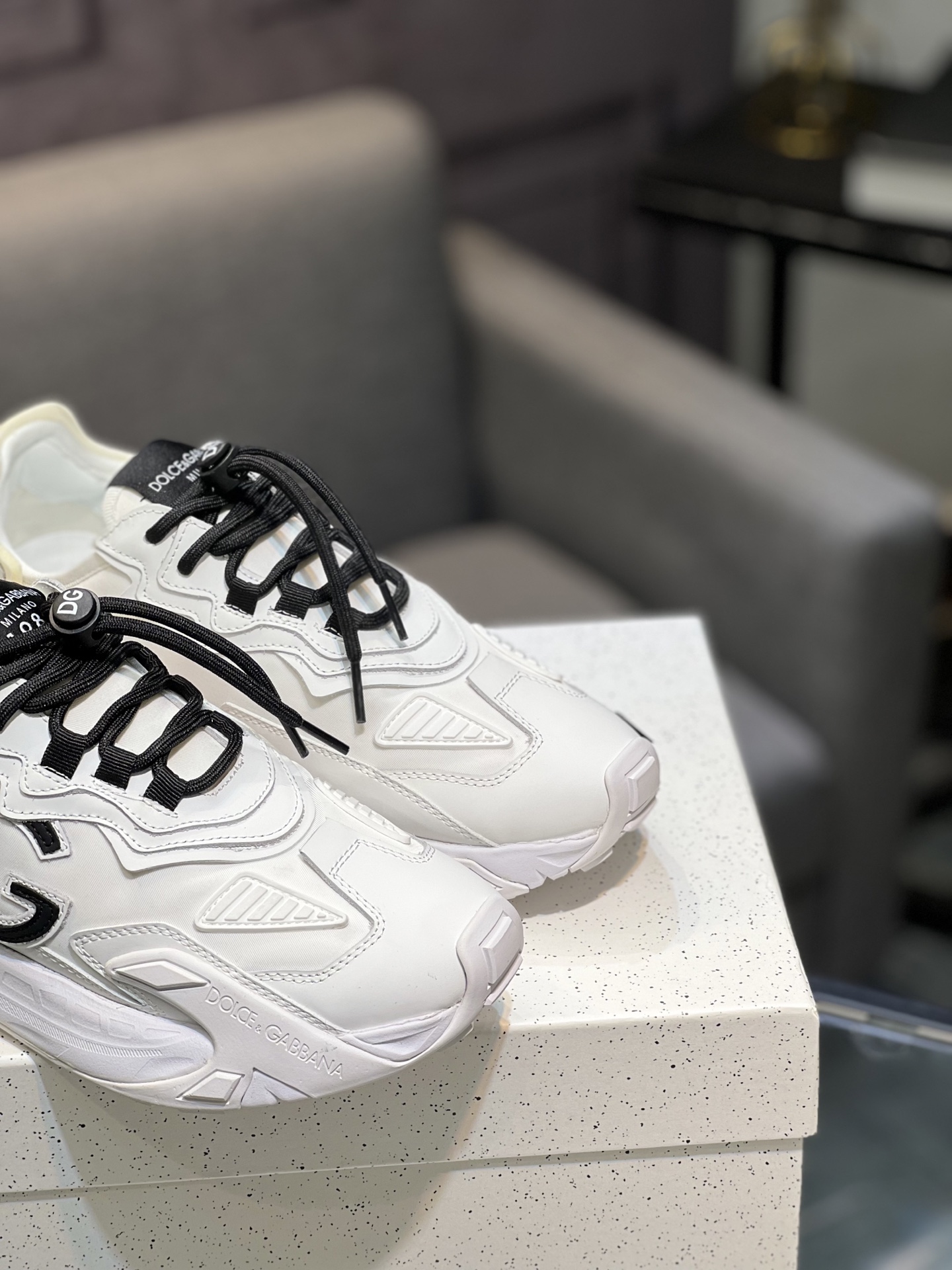 olce & Gabbana shoe